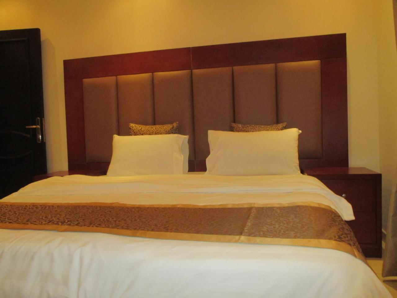 Leen Serviced Apartments Jeddah Luaran gambar